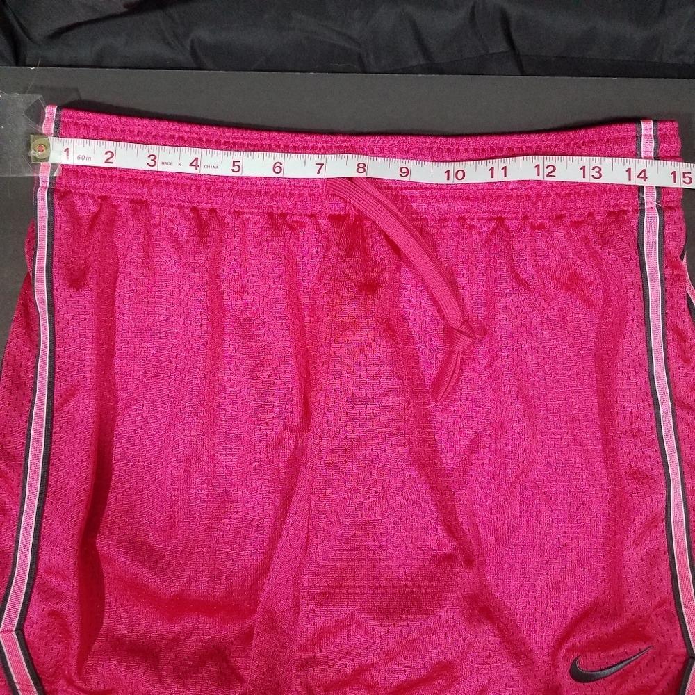 Nike Dri-Fit Small NWT Shorts - Picture 6 of 8